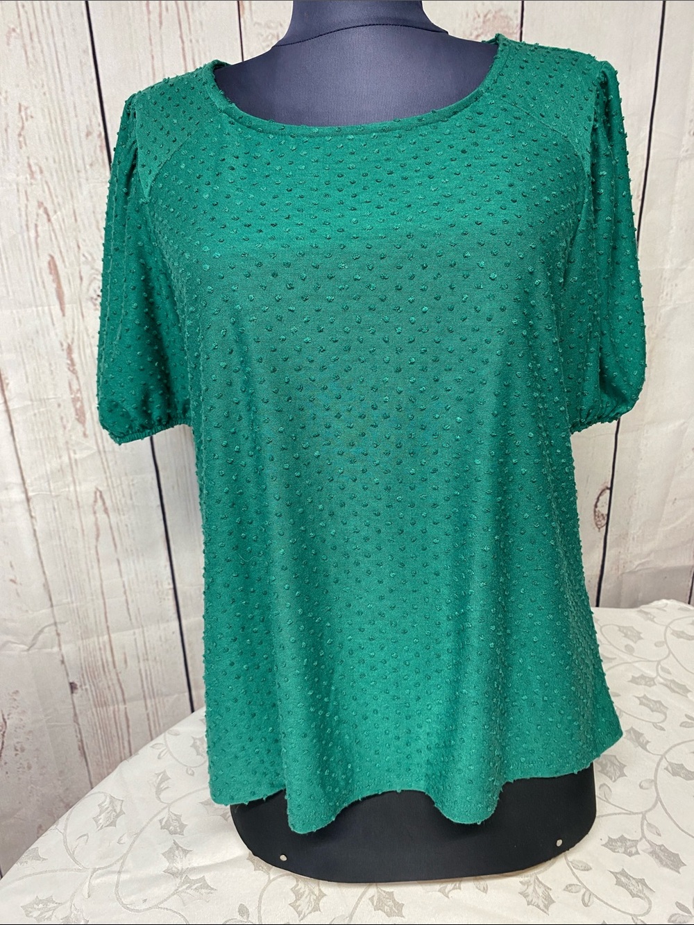 W5 Emerald Green Textured Short Sleeve Tee size Medium